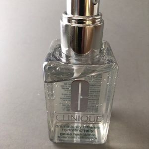 CLINIQUE Dramatically Different Hydrating Jelly.